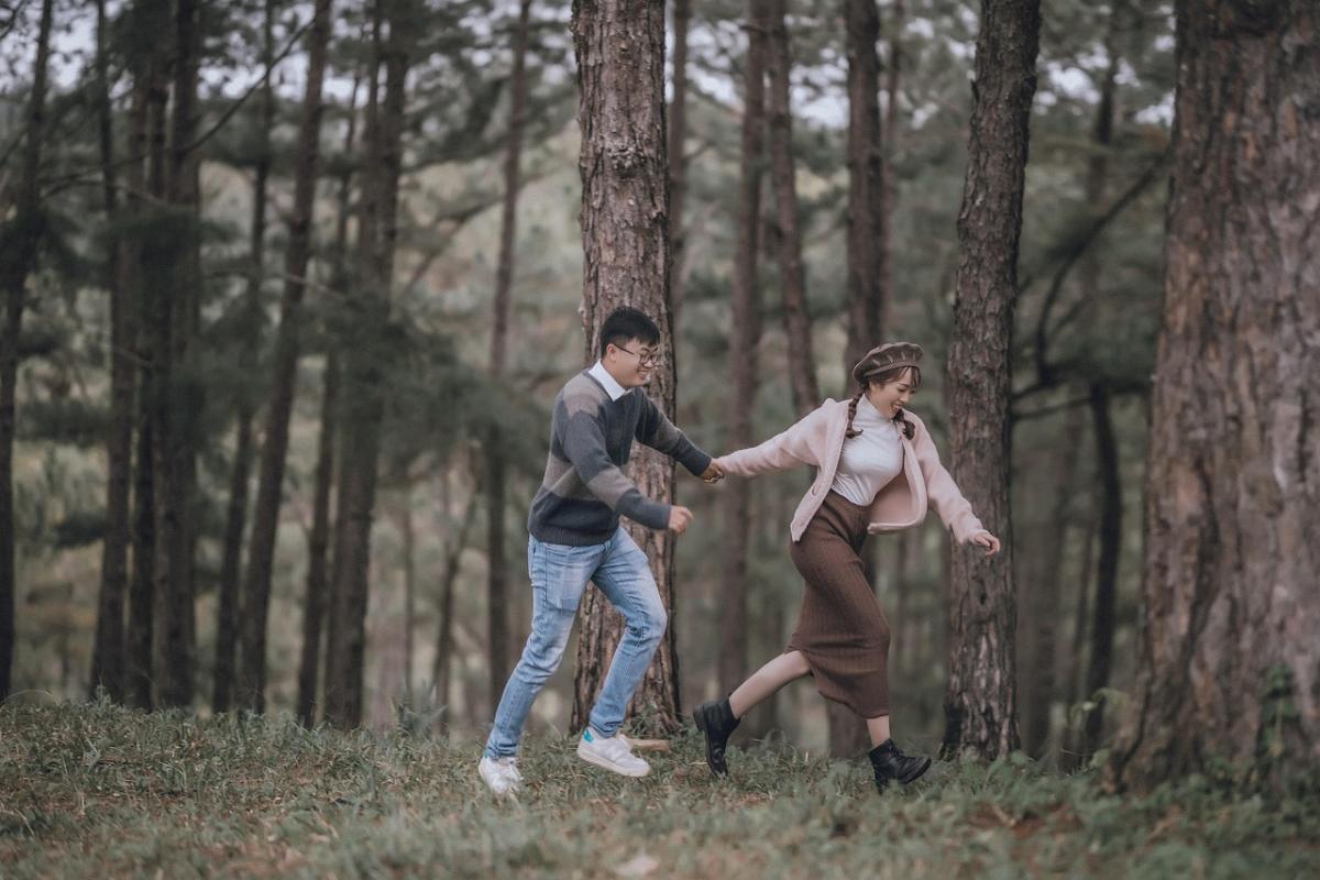 縁の糸が織りなす予期せぬ出会いの瞬間