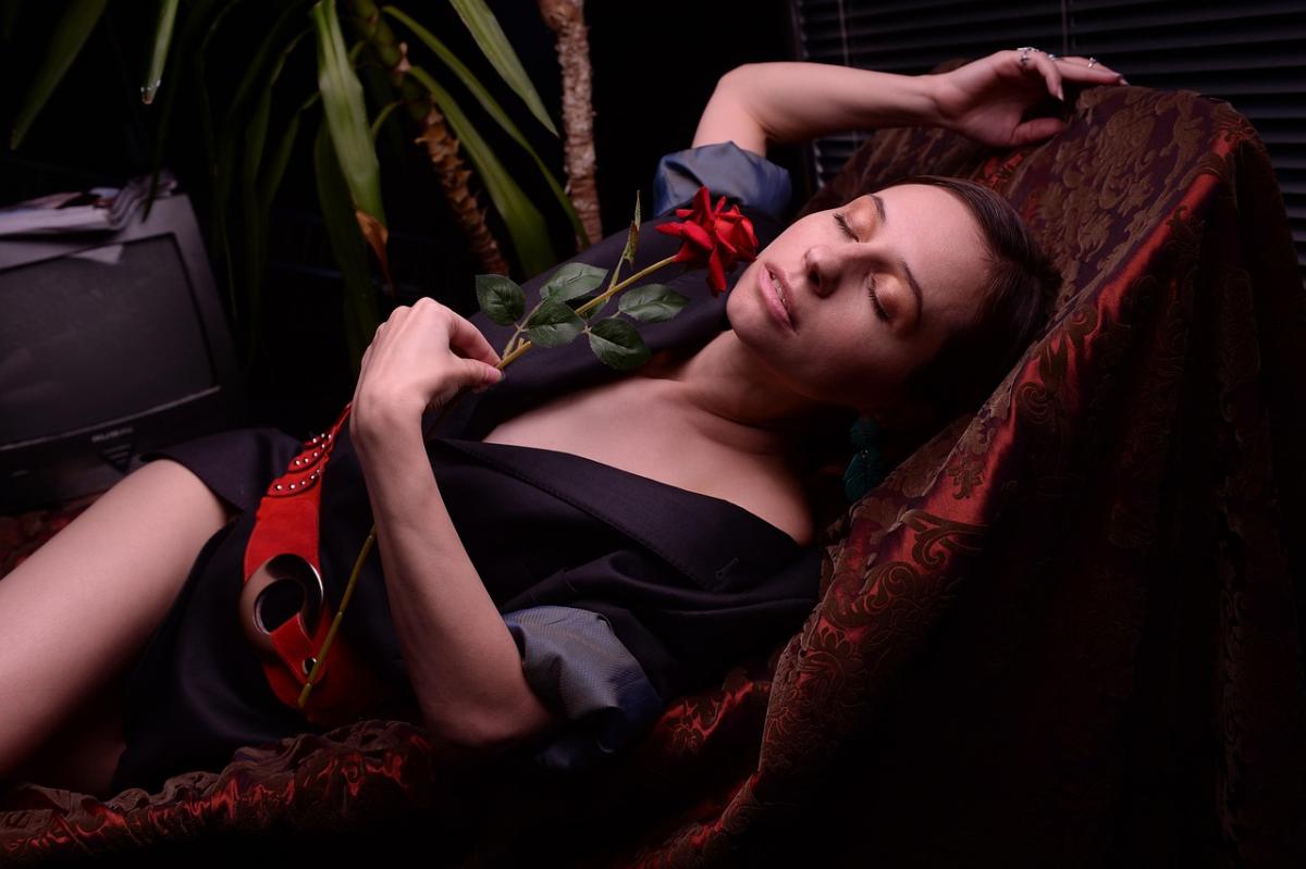 心の奥に潜む本当の感情を引き出す質問法